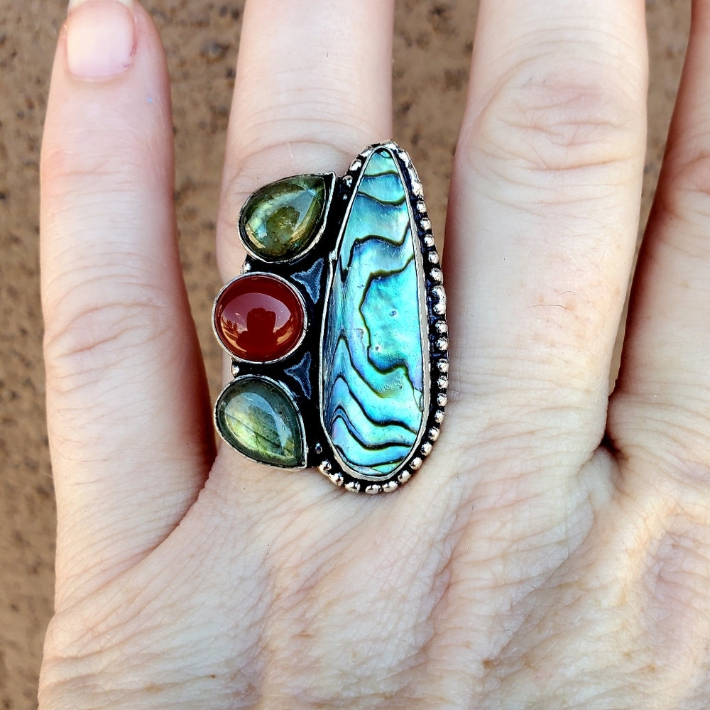 New Abalone Shell, Carnelian & Labradorite 925 Silver Ring.